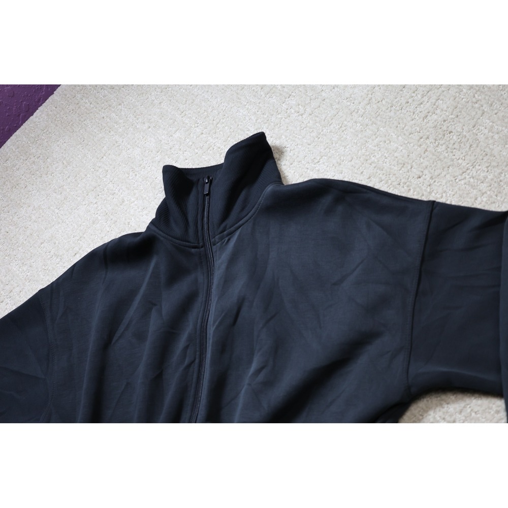 All in Motion Airy Sleek Full Zip Jacket Black Relaxed Fit Mock Neck Small NWT - Picture 3 of 6